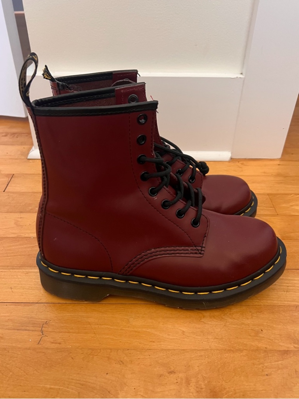 Doc Martens Cherry Size Ladies 7